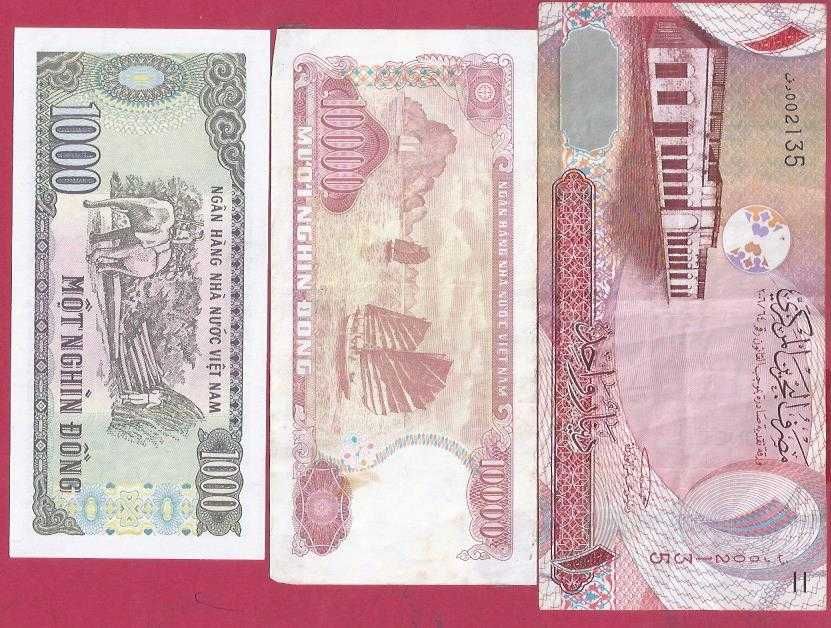 Notas  7  Italia , Bahrain , Viet-Nam  Bonitas