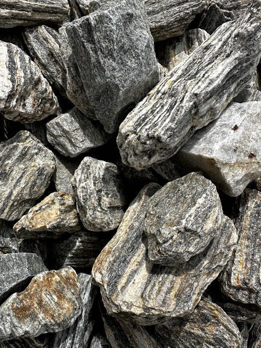 Kora kamienna, szpilki kamienne, kamień gabionowy, crystal white,głazy