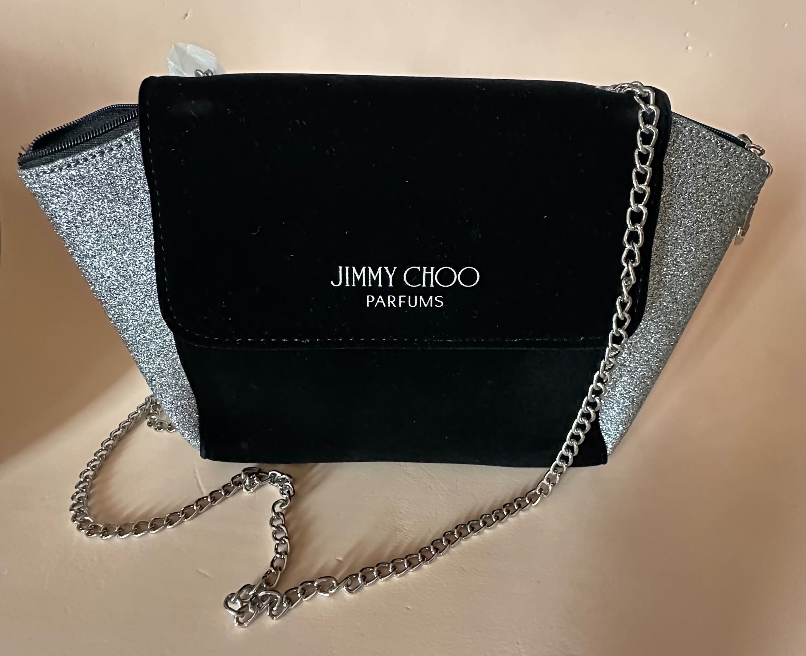 Клатч чорний бархатний з металевою ручкою в стилі jimmy choo