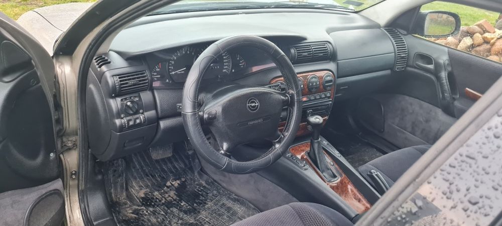 Opel Omega B 2.5v6  LPG