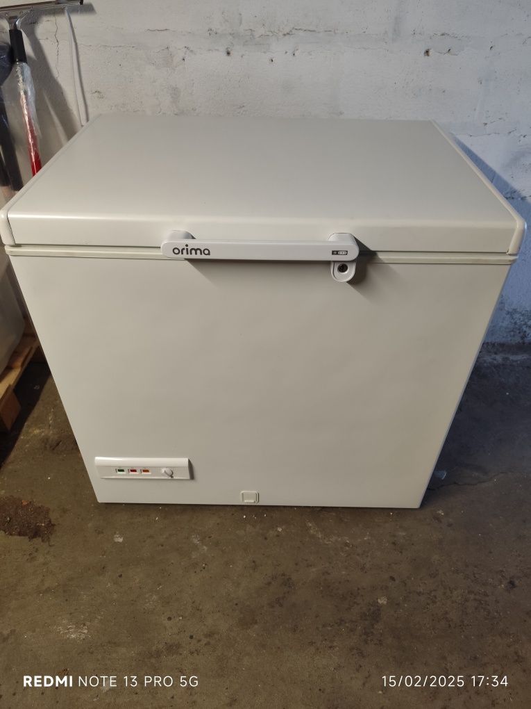 Vende-se Arca Congeladora como Nova