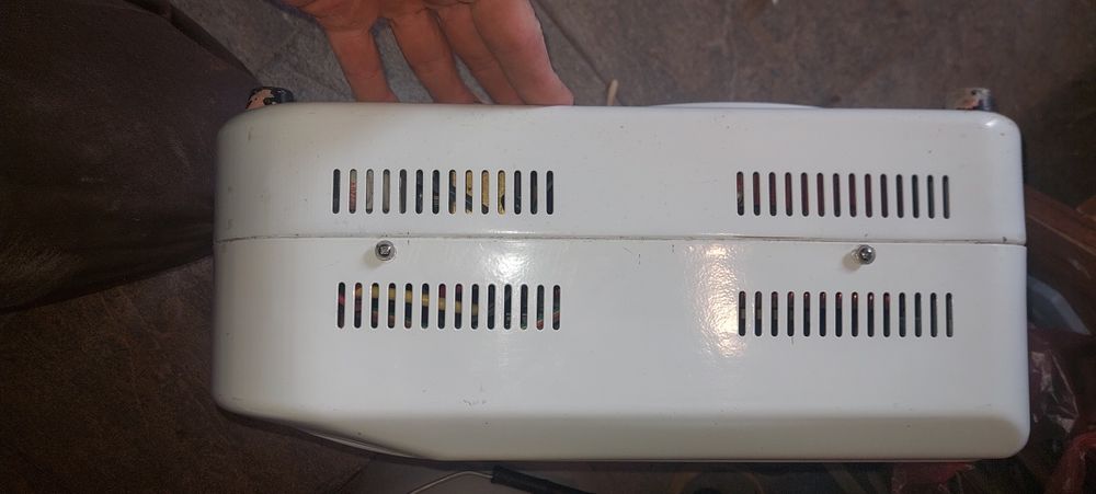 Стабілізатор напруги luxeon wds8000va