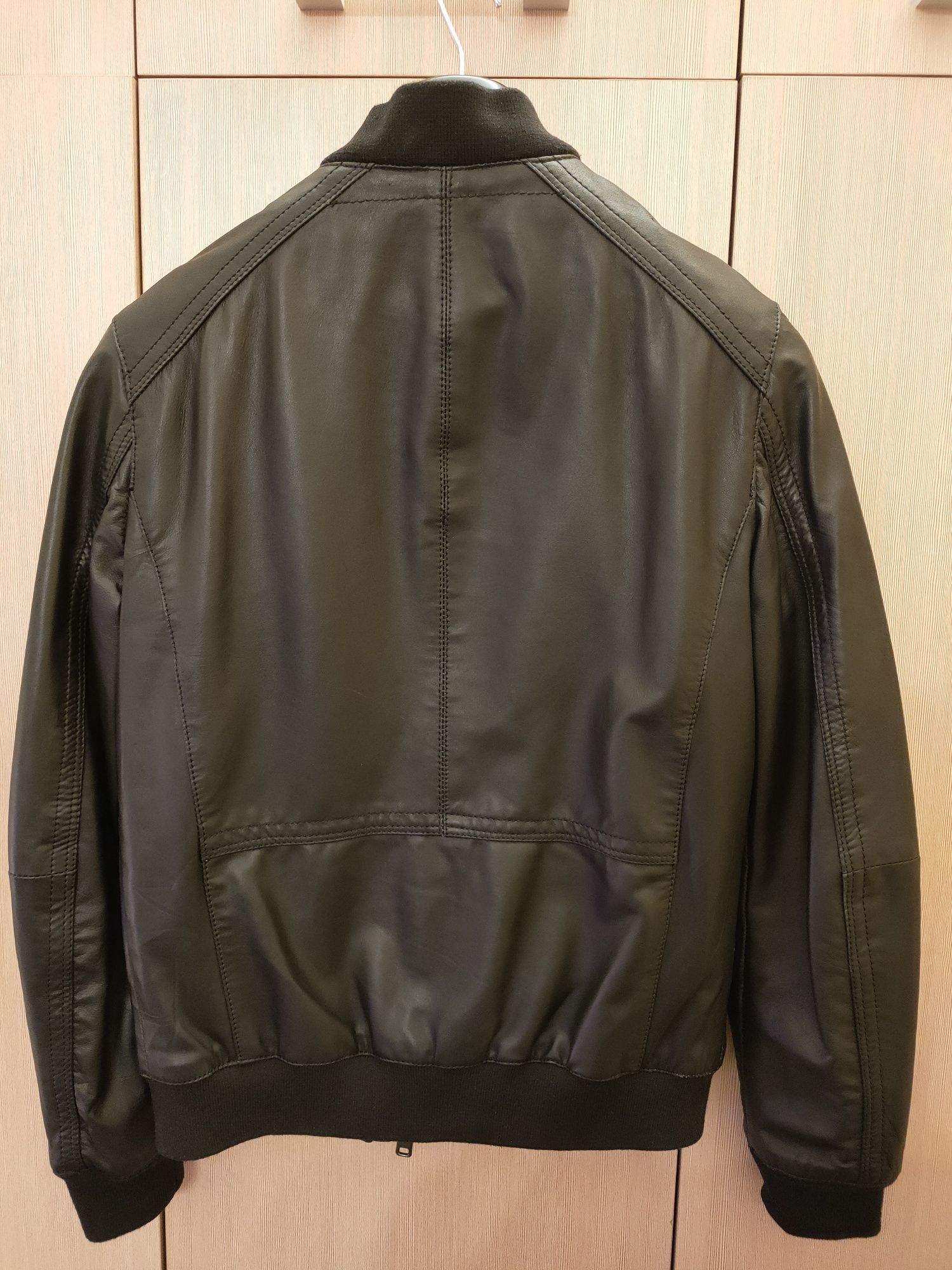 Шкіряна куртка Zara розмір S