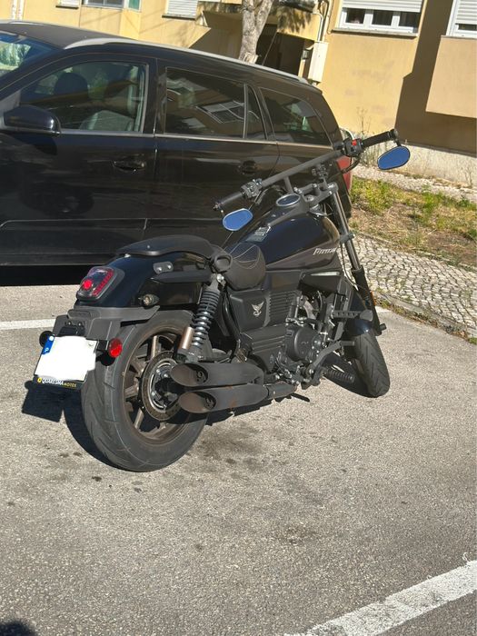 Mota Um Renegade 125cc com garantia ainda