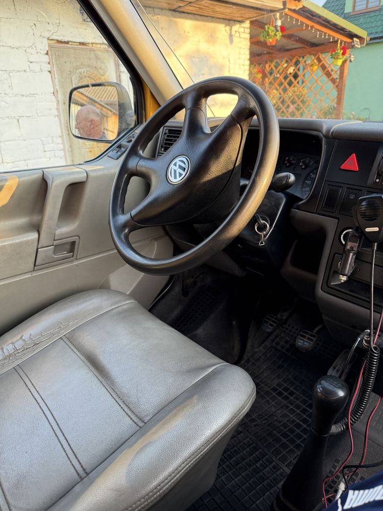 VW Transporter t4 2.5tdi 88km Long