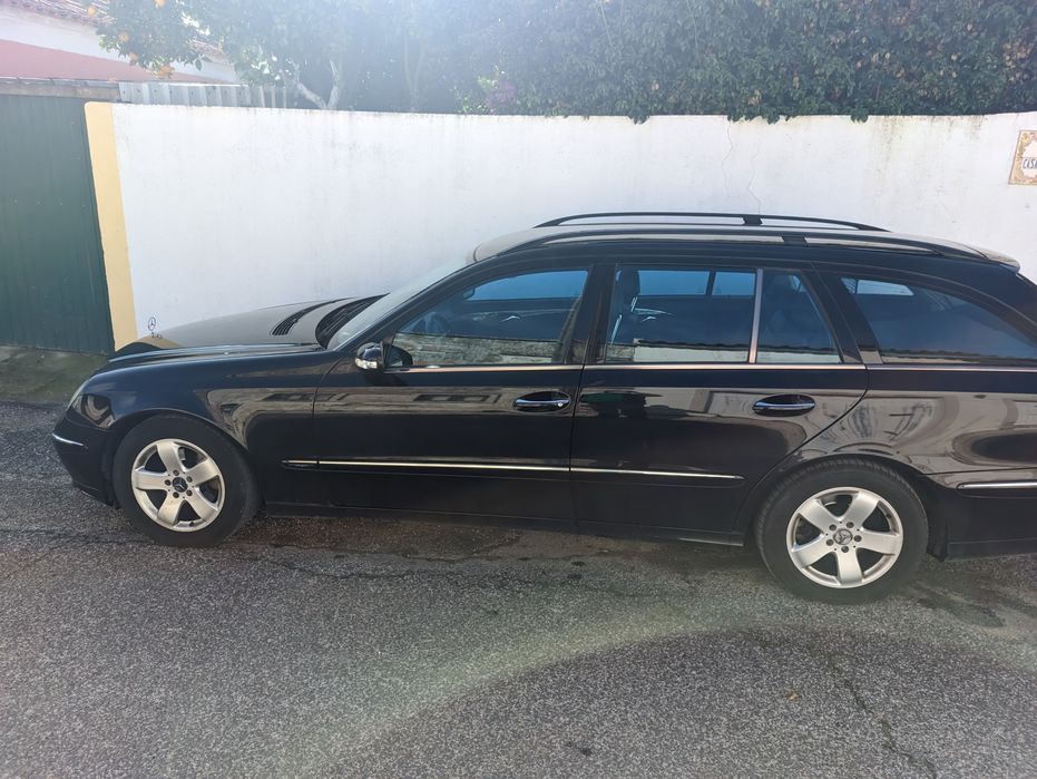 Mercedes e270 em muito bom estado