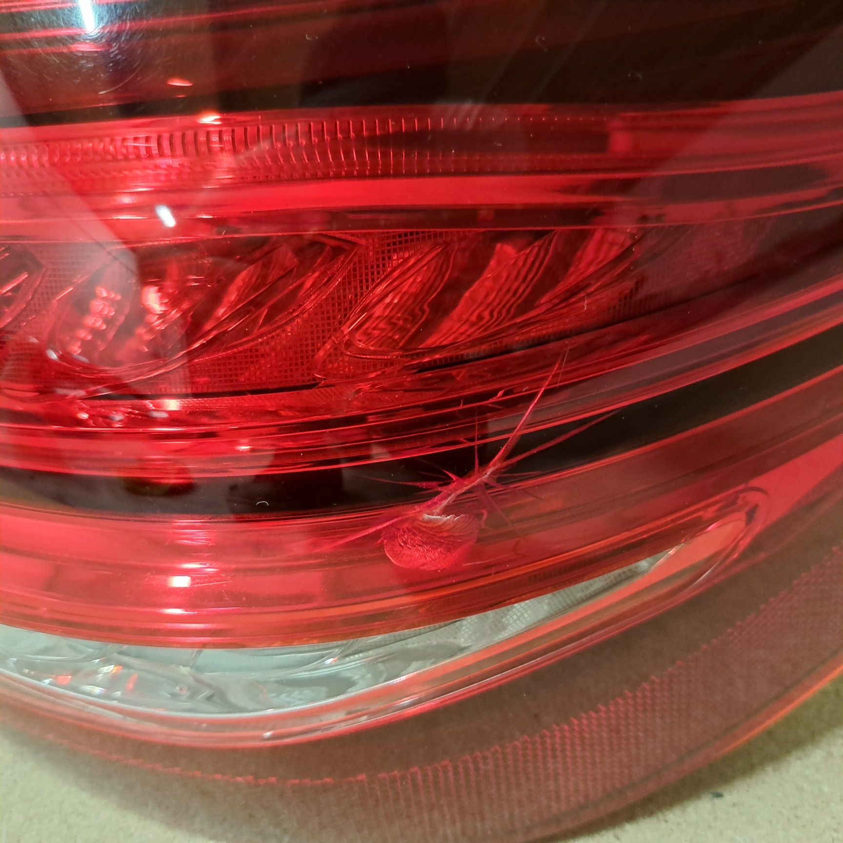Lampa led prawy tył mercedes C klasa w205