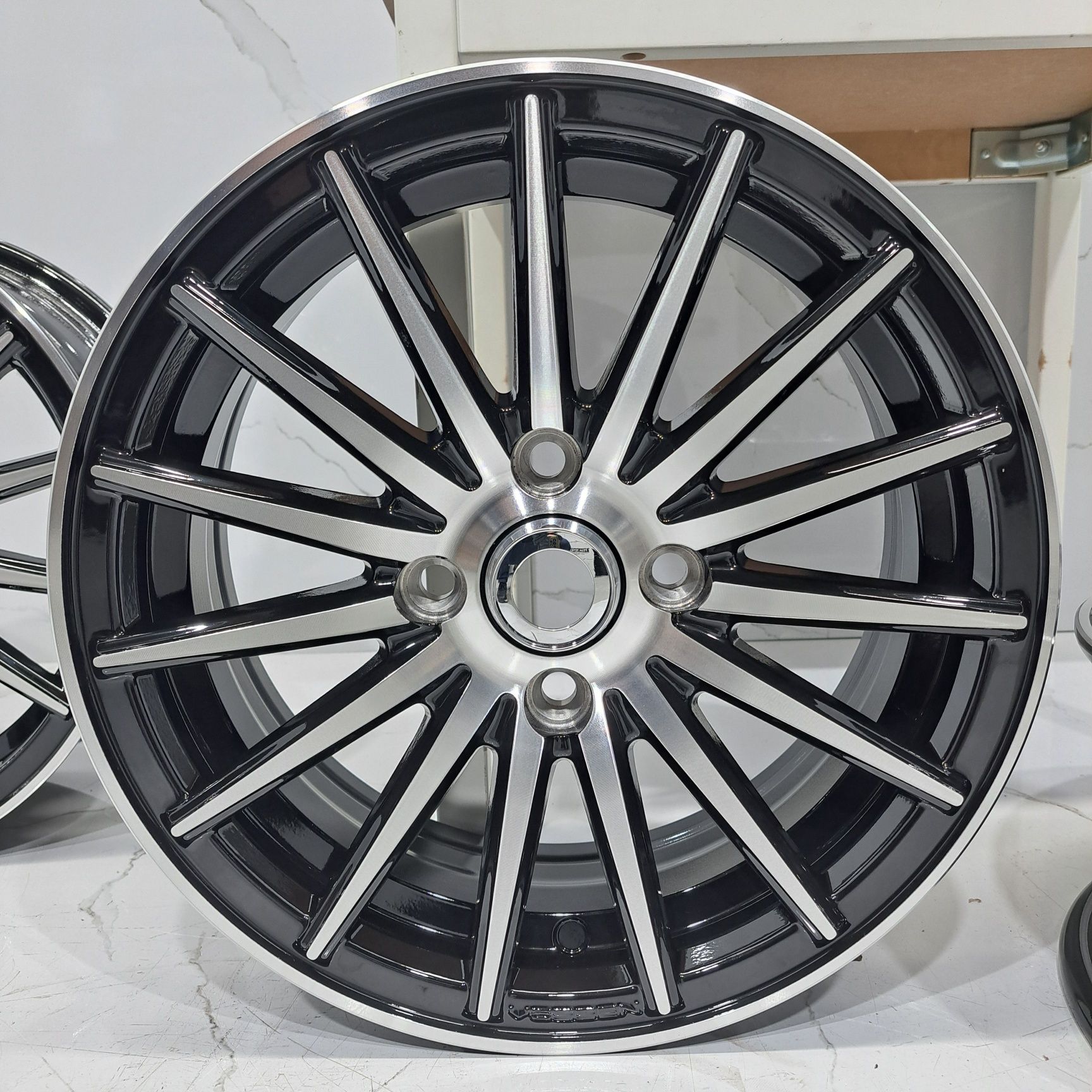 Jantes 14" LOOK Vossen Citroën C1 Peugeot 107 Toyota Aygo 4x100