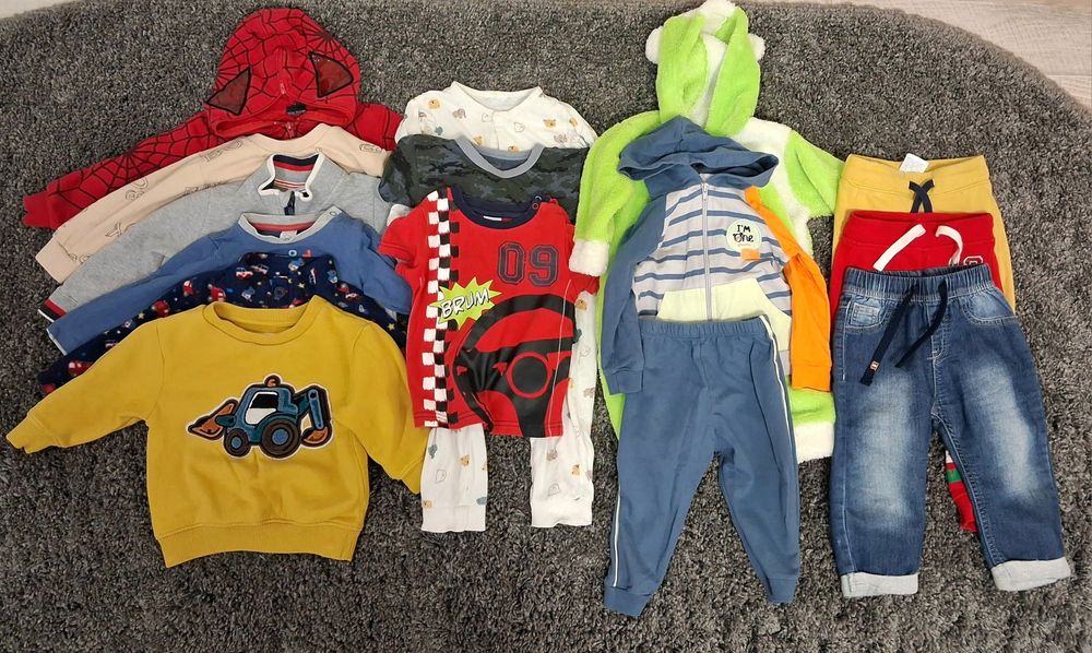 Лот одягу, пакет одягу для хлопчика 74 - 80, кофтинки, костюми