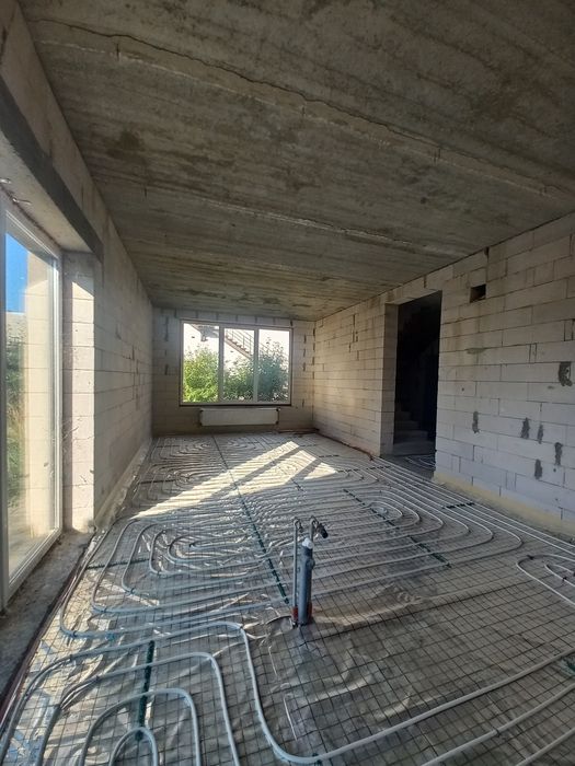 Зданий дуплекс, частковий ремонт, Крихівці