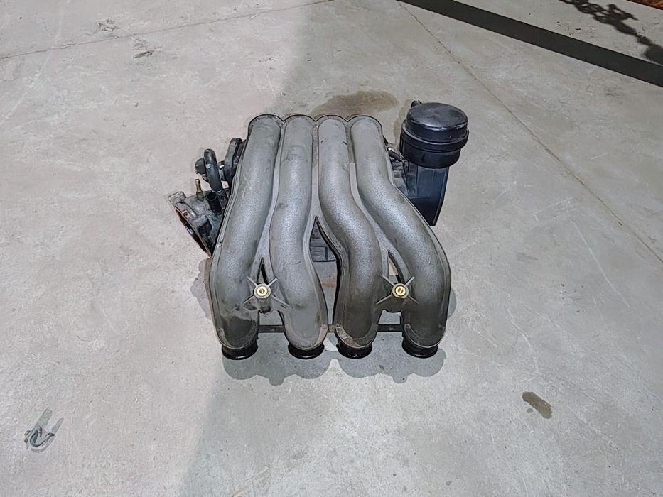 Passat B5 A4 B5 1.6 2.0 8v kolektor ssący grucha nastawnik KOMPLET