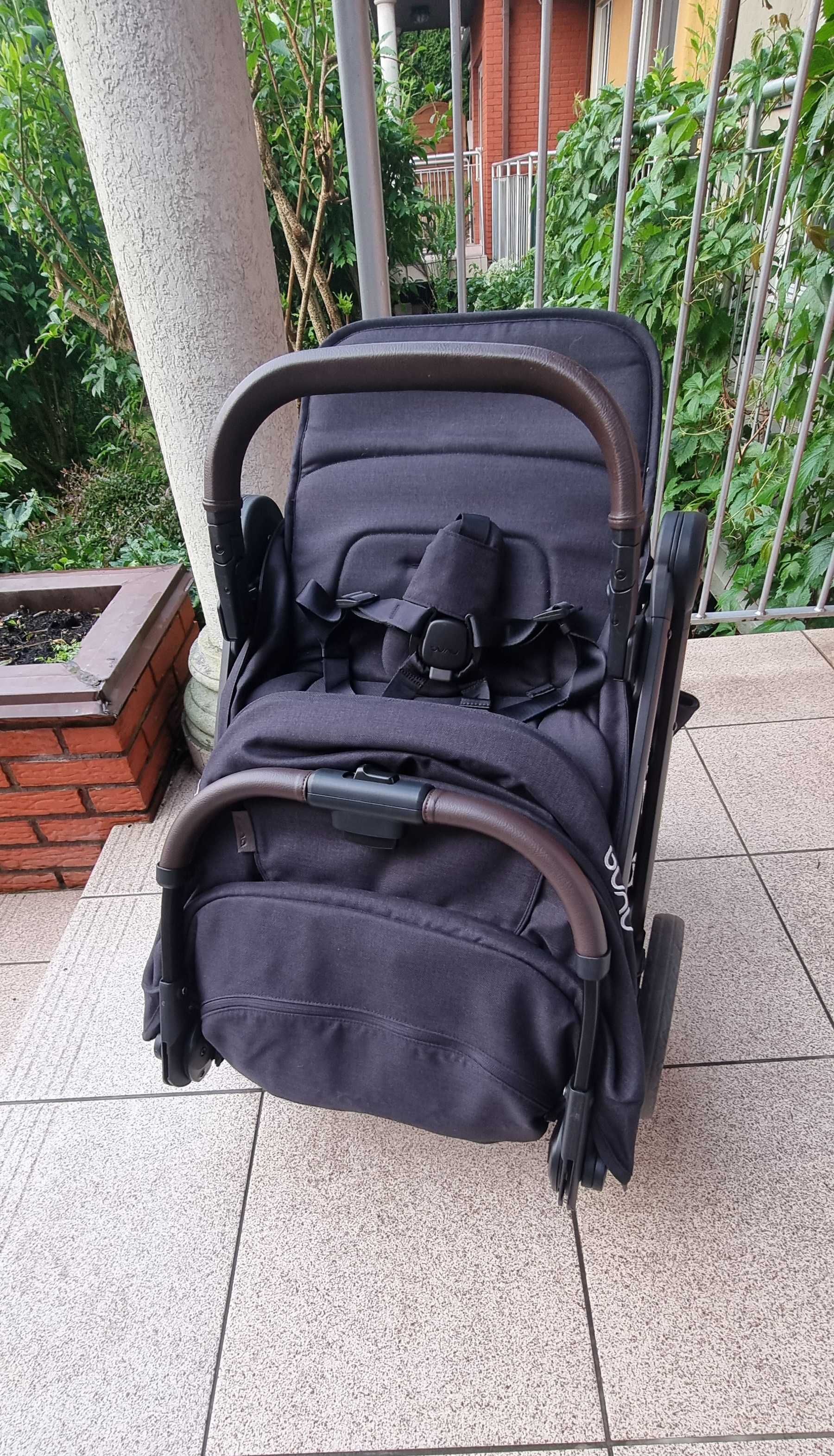 Nowa Nuna Trvl Lx spacerówka podróżna