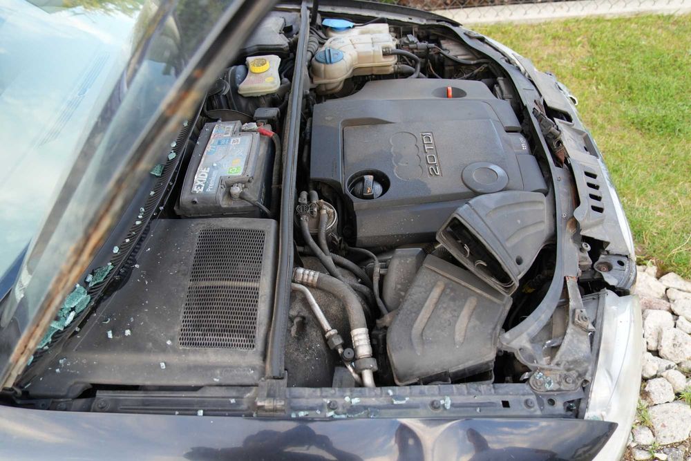 Audi A4 B7 uszkodzony