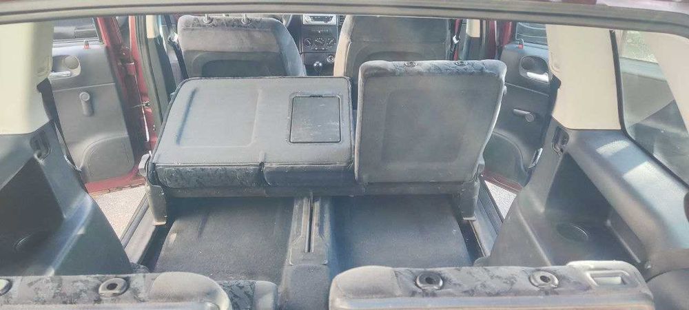 Автомобіль Opel Zafira