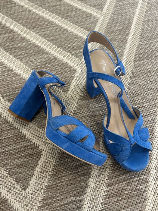 Взуття жіноче 36