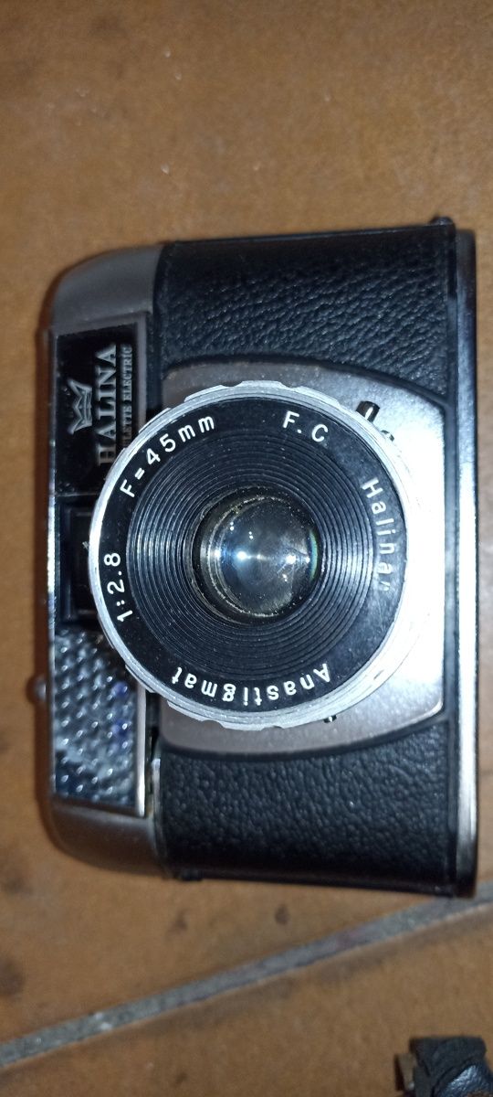 Zabytkowy vintage aparat fotograficzny Halina Paulette