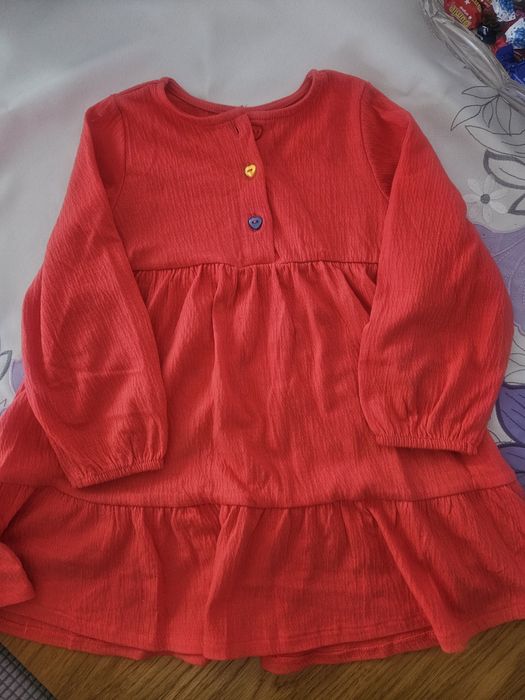Sukienka guziki czerwona 98
