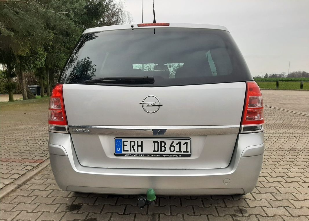 Opel Zafira 1.8 Cosmo