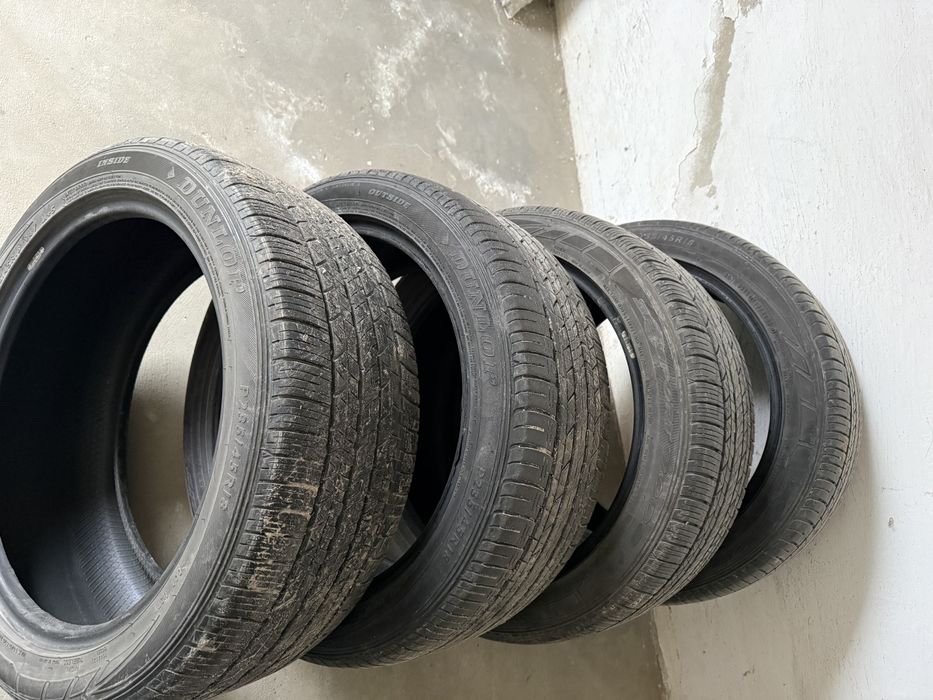 Продам резину Dunlop 235/45/18