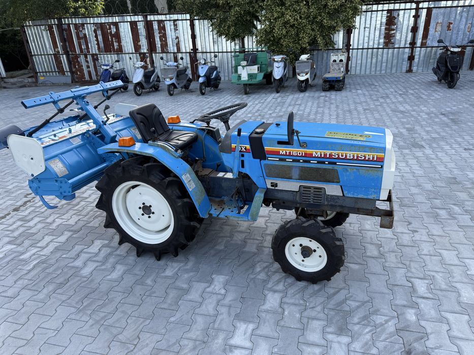 Японський трактор Mitsubishi MT1601