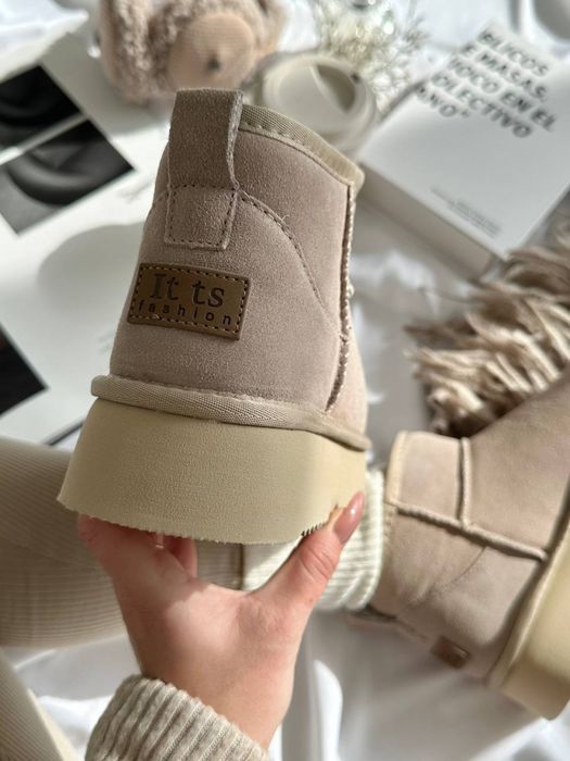 Жіночі бежево рожеві угг, угг, уги, ugg,