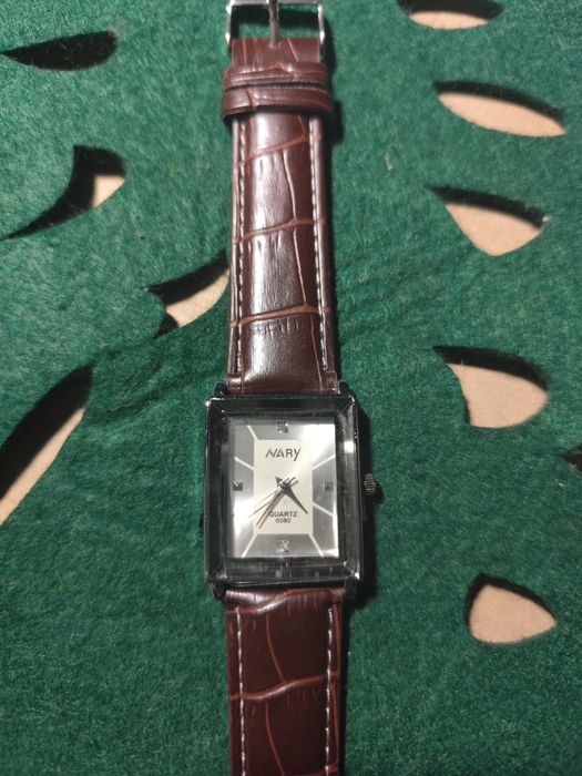 Zegarek damski nowy Nary