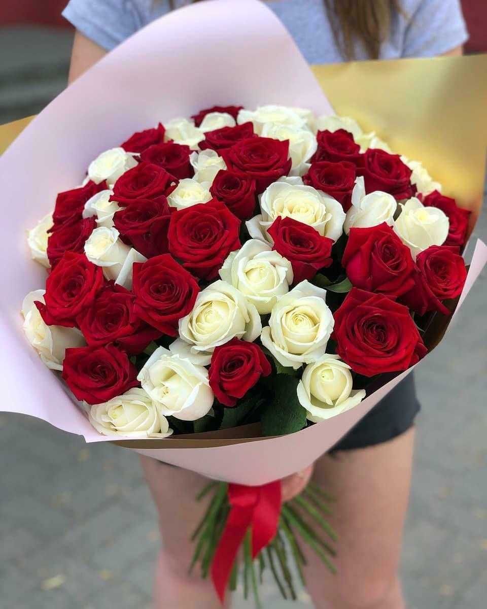 Букет белых, красных роз, 39 роз - акция! Цветы Днепр, доставка цветов
