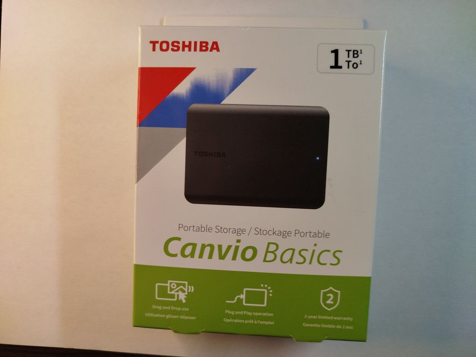 Зовнішній жорсткий диск Toshiba Canvio Basics 1TB (Новий, запакований)
