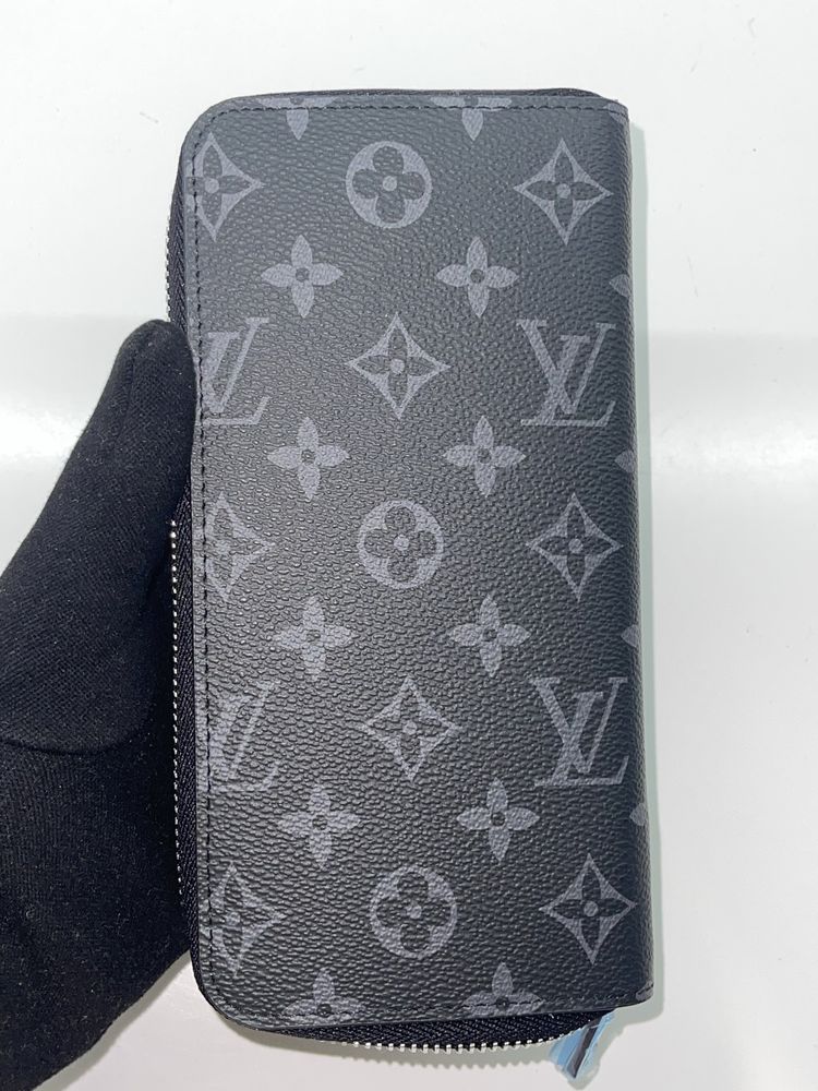 Кошелек LV Zippy/бумажник Луи Витон на змейке/гаманець Луї в топ якост