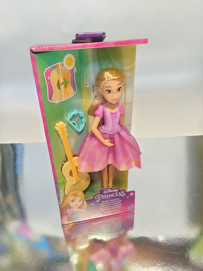 Hasbro Disney Princess - Czas na przygodę Lalka Roszpunka z gitarą