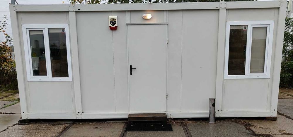 Kontener biurowo - socjalny z klimą i pełnym wyposażeniem