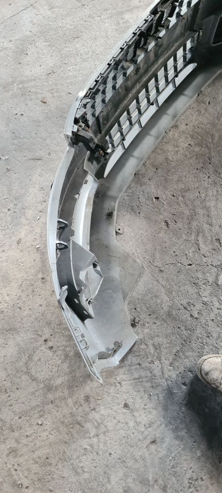 Zderzak przedni audi a4 b8 przedlift