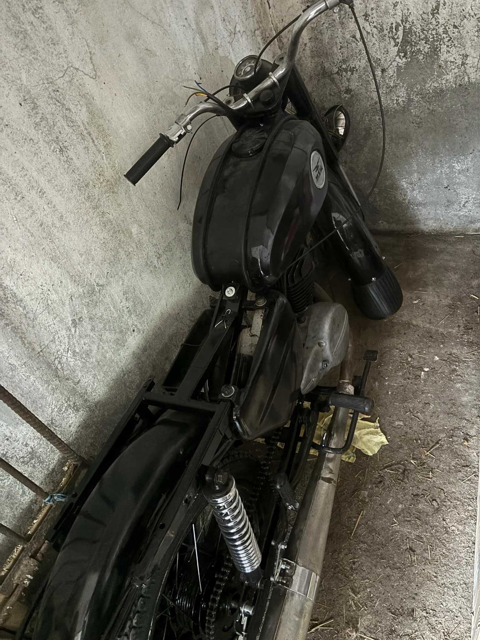WSK 3  motor wsk 125