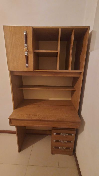 Movel de arrumação ou escreveninha