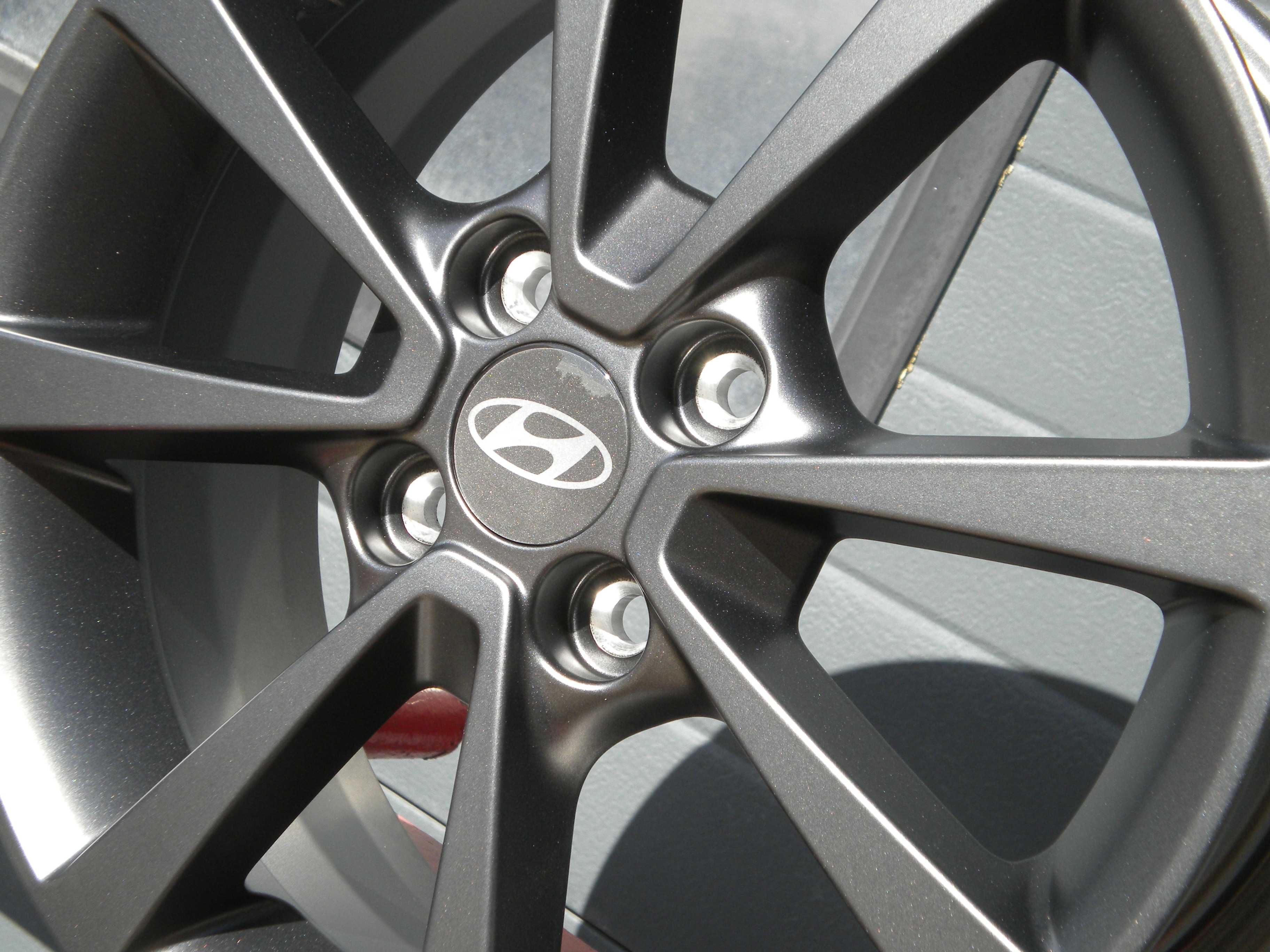 Felgi aluminiowe Hyundai OE 6.0" x 15" 4x100 ET 48 Hyundai i10 III