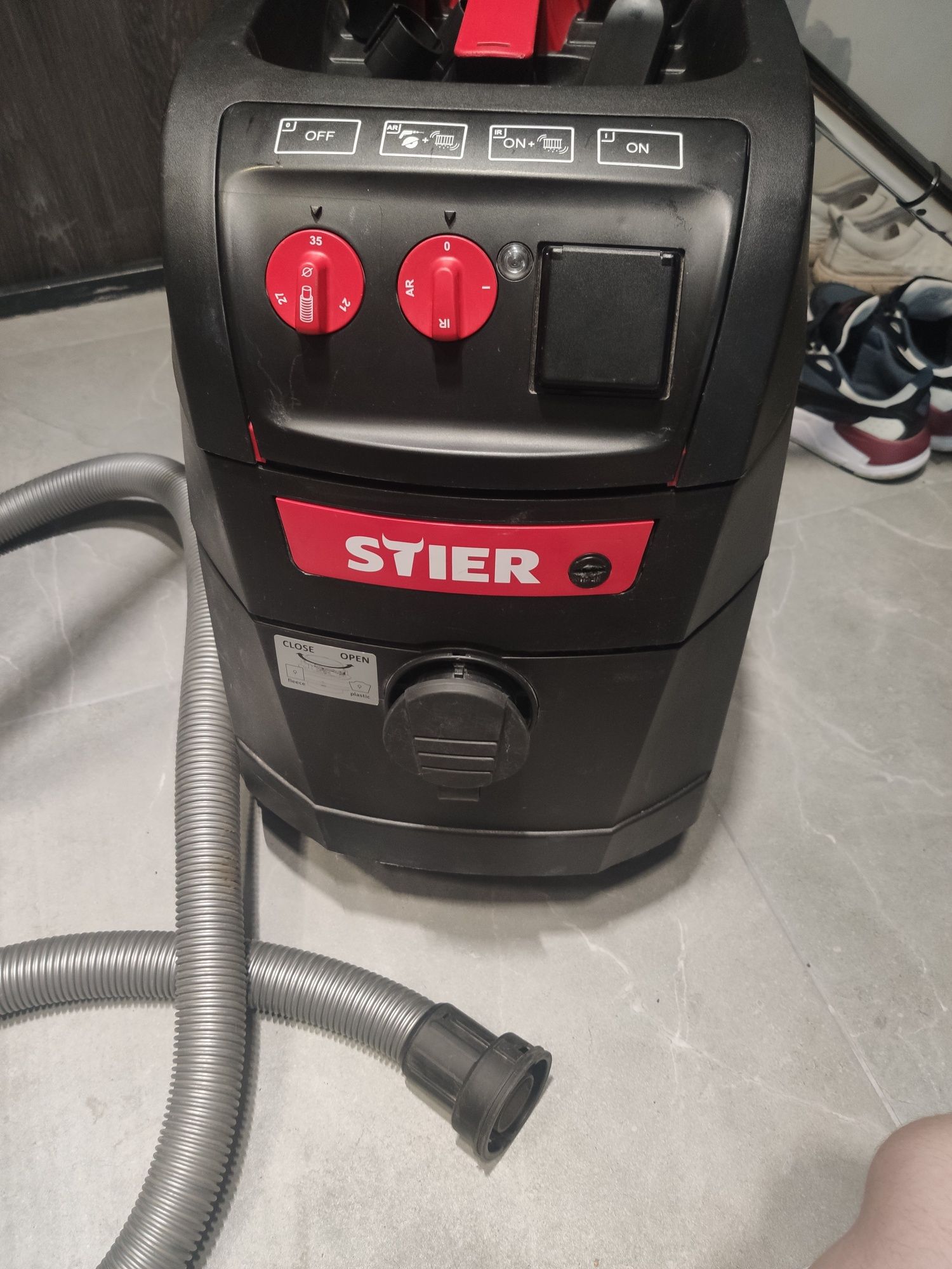 Пилосос майже новий будівельний Starmix iPulse M-1635(забрендований пі