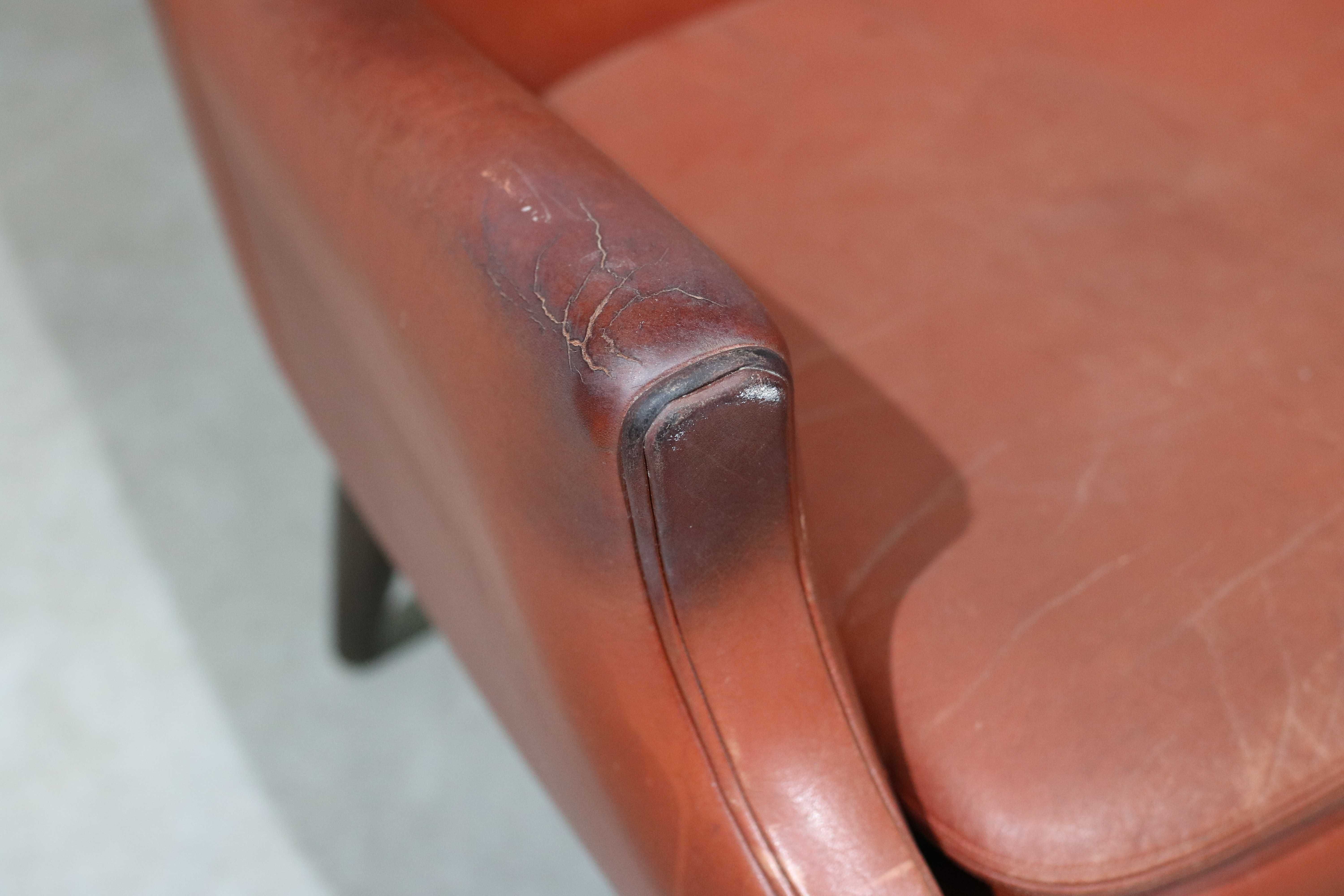 Poltrona vintage em couro