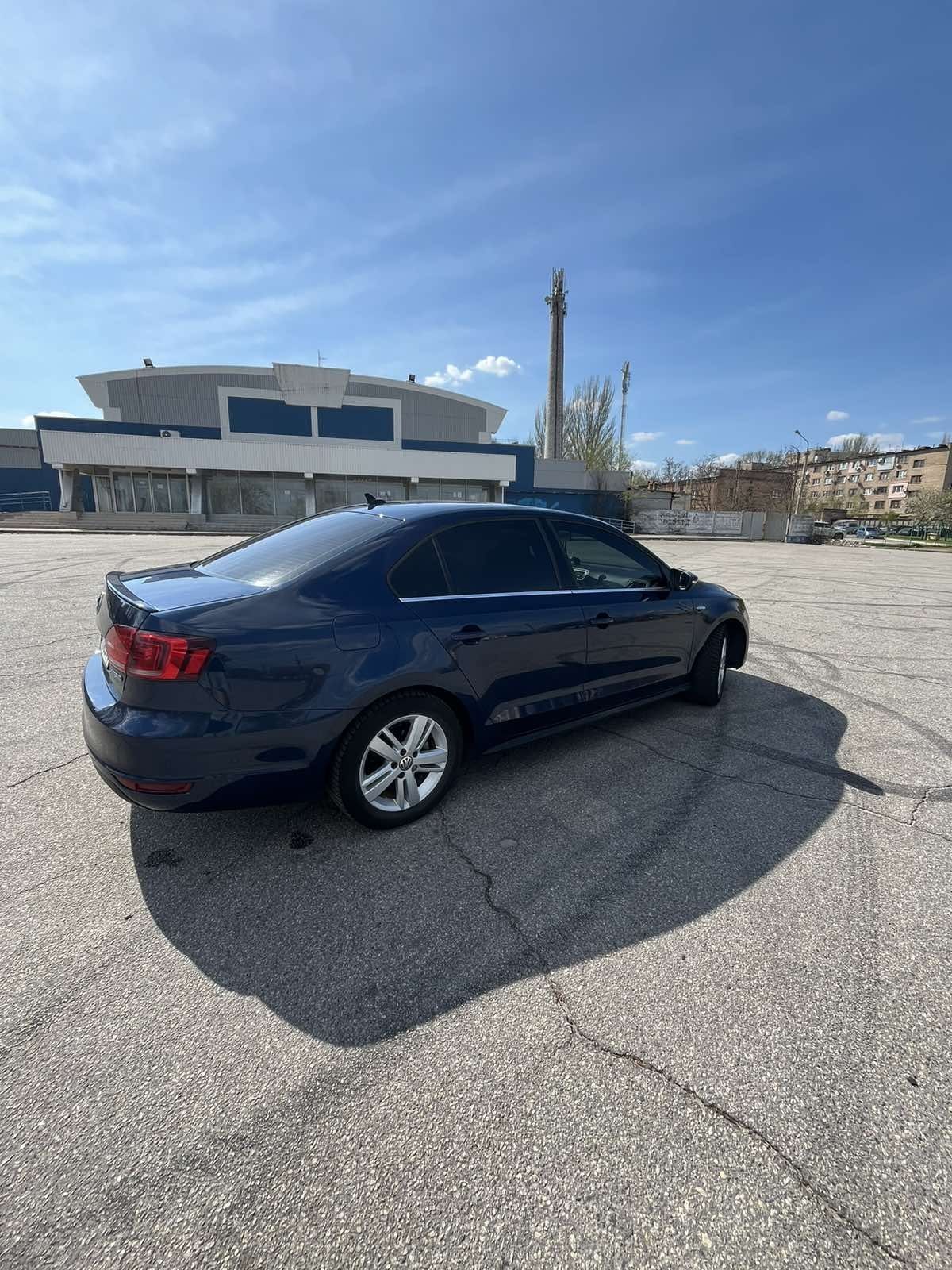 Volkswagen Jetta 2014 гібрид HEV 1.4