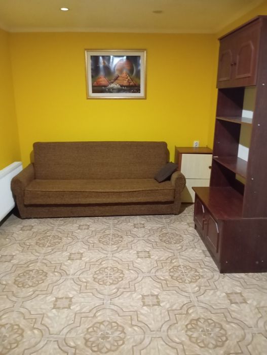 Здам кімнату у приватному будинку