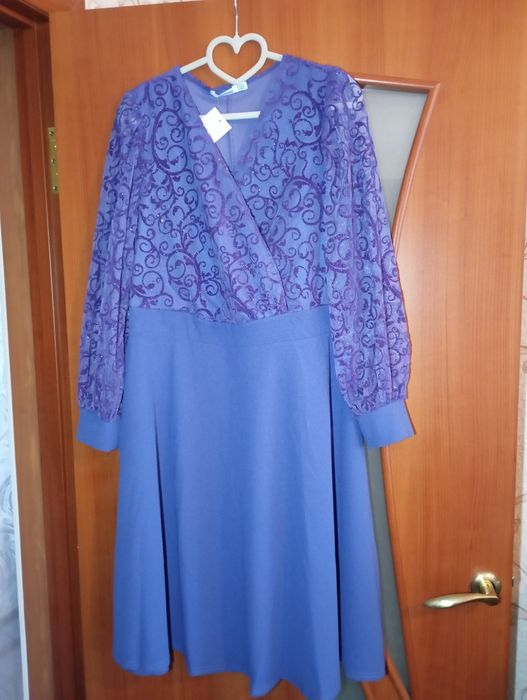 Продам нову  вечірню сукню 50розмір