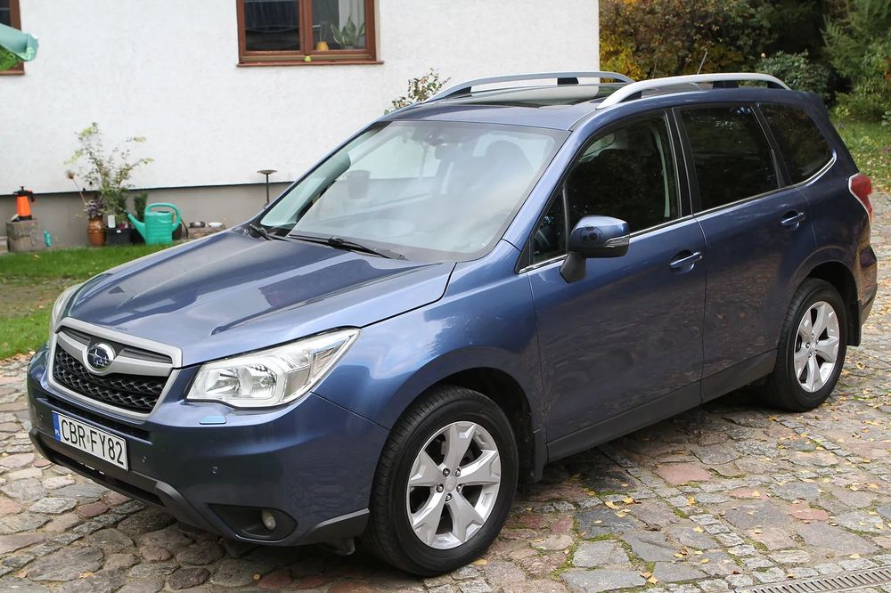 Subaru Forester Subaru Forester manual benz hak salon pl fvat 23%