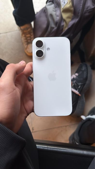 Iphone 16 256gb.