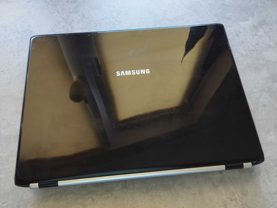 Ноутбук Samsung R510