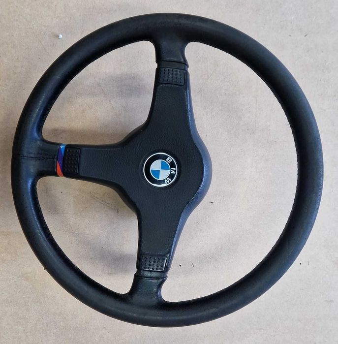 BMW E30 kierownica M TECHNIC skóra oryginalna E32 E34 E28 E24