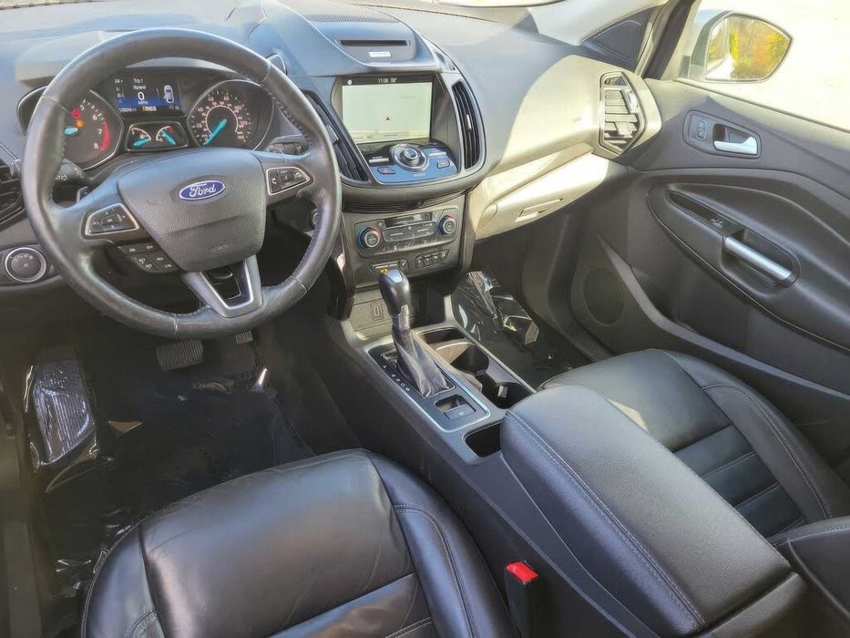 Ford Escape Titanium      2017