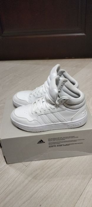 Кросівки, кросовки, хайтопи Adidas