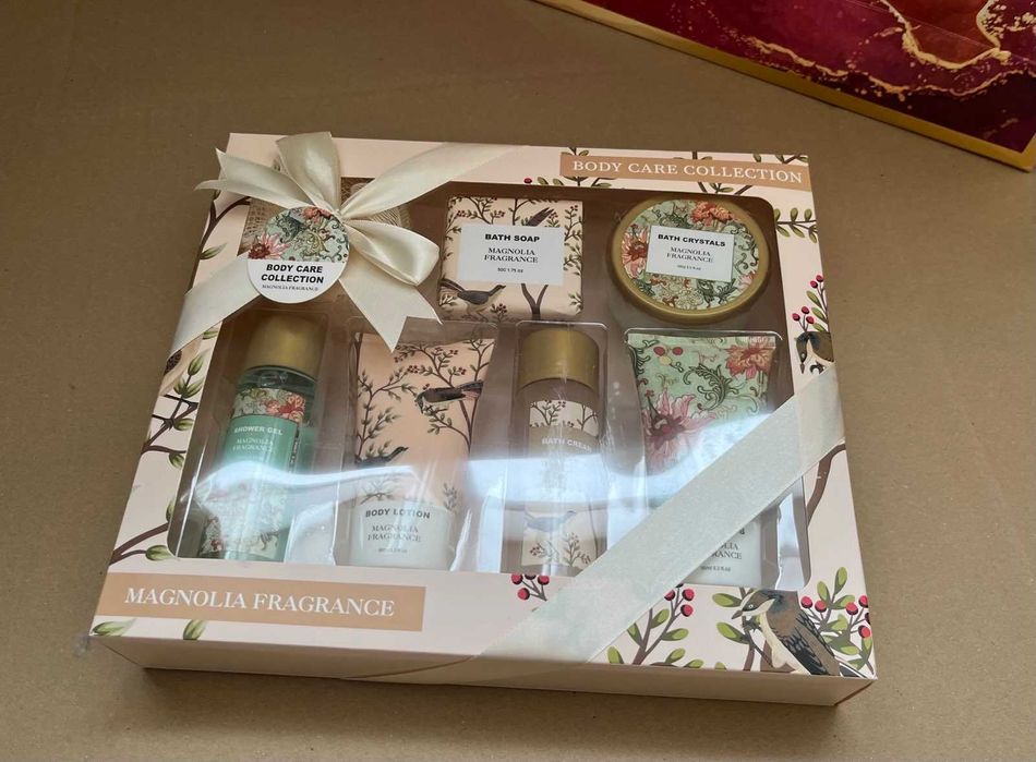 Подарунковий набір для тіла Body care collection magnolia fragrance