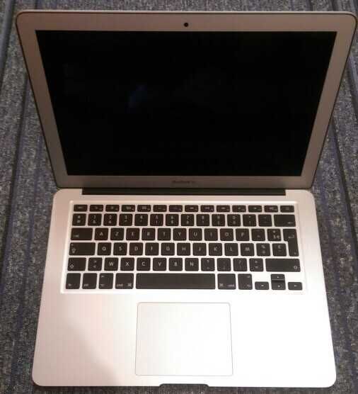 Apple MacBook Air 13 2017 Макбук Intel i5 1.8 GHz RAM 8 GB SSD 256 Гб