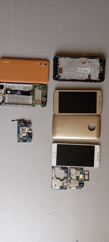 Продам redmi 9a/c( meizu m5c, Huawei y5)