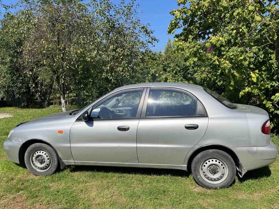 Продаю машину Daewoo sens 2006 року